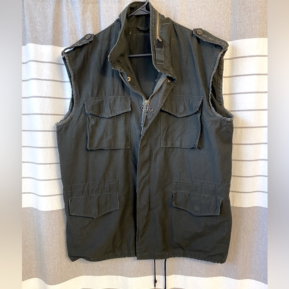 Fitigues Surplus Sleeveless Jacket